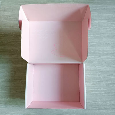 Pedido personalizado Cajas postales de papel de cartón rosa para embalajes ecológicos