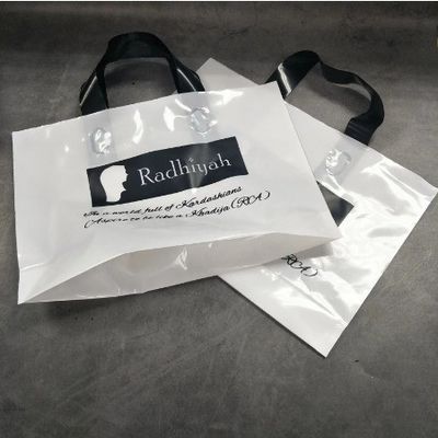 Productos de tendencia Logotipo personalizado Impresión bolsa de compras de plástico PE con logotipo