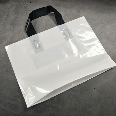 Productos de tendencia Logotipo personalizado Impresión bolsa de compras de plástico PE con logotipo