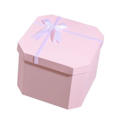 Cuadrado Novedad cinta de cumpleaños caja de regalo de embalaje caja de papel regalo para el tamaño del logotipo personalizado