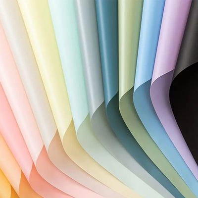 Muestra gratuita Impresión a medida Papel de envoltura de flores impermeable para ramos de floristas
