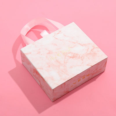 Tablero corrugado Color personalizado Logotipo personalizado Emballaje de joyas Caja de cierre magnética