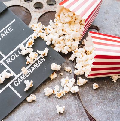Envases personalizados de palomitas de maíz de patata bolsas de papas fritas y papas fritas cajas de pan de caramelo para llevar al cine