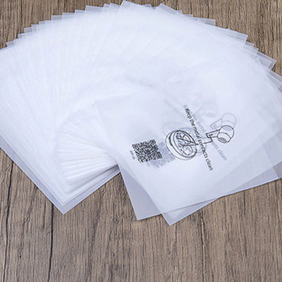 30-200 de espesor Bolsa de plástico CPE de punto blanco personalizado para embalaje y almacenamiento electrónico