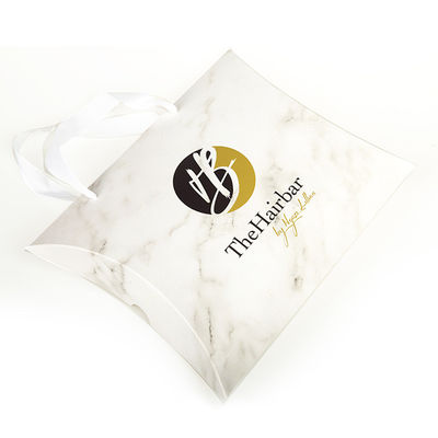 Bolsas de papel personalizadas para extensiones de cabello Embalaje Caja de almohada Kraft con mango de longitud de la mano
