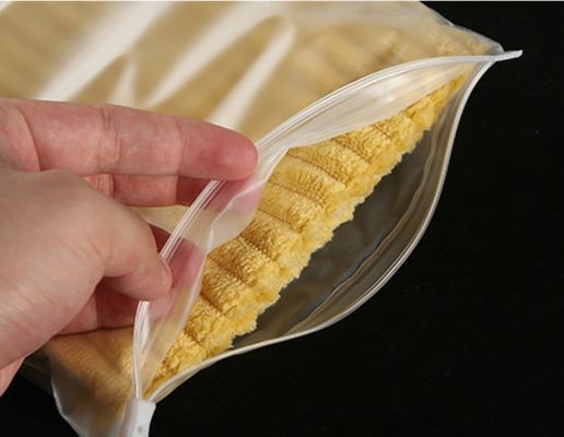 LDPE CPE/EVA/PVC Ecológico Cerradura con cremallera Ropa Bolsa con cremallera de plástico con orificio de ventilación